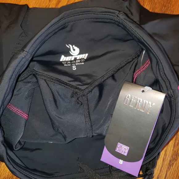 NEW Beroy high-waisted Bike Shorts with 3D Gel Padding Size Small - Picture 3 of 5